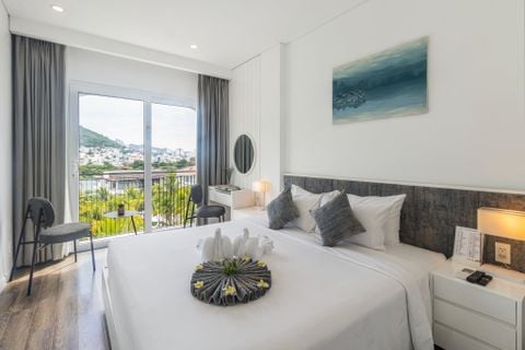  KUBERA GRAND SUITE 