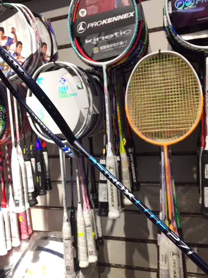 Vợt cầu lông Yonex Voltric Lite 27i