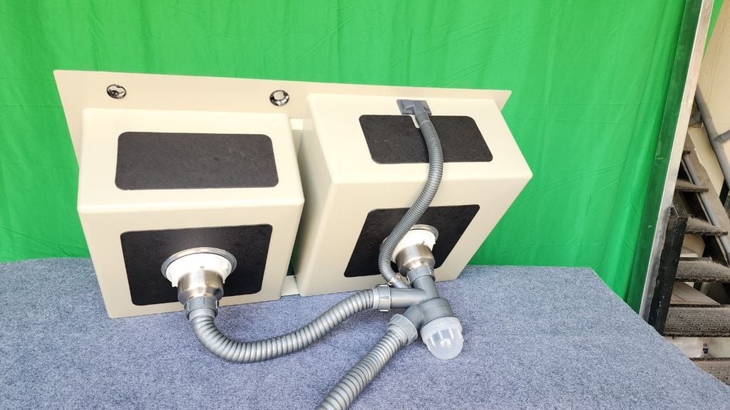 Chậu rửa bát Sơn Hà Premium 2 hố lệch