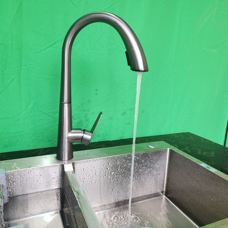 Vòi rửa bát dây rút HG