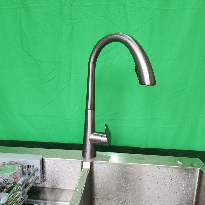 Vòi rửa bát dây rút HG