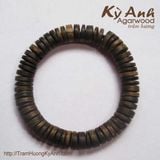 Vòng Tay Trầm Hương khoanh tròn VHT159 
