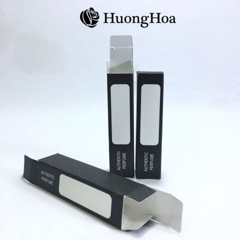 .. Hộp giấy màu đen mã số 6, kích thước 2x2x9 cm( hộp giấy ko có chai)