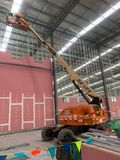 Xe nâng người 16m làm việc JLG 460SJ