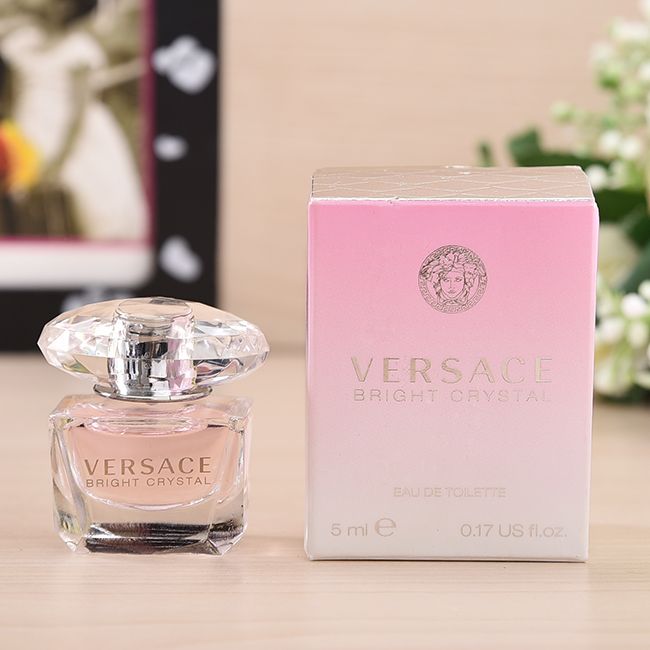 Nước hoa nữ Bright Crystal của hãng VERSACE - 30ml