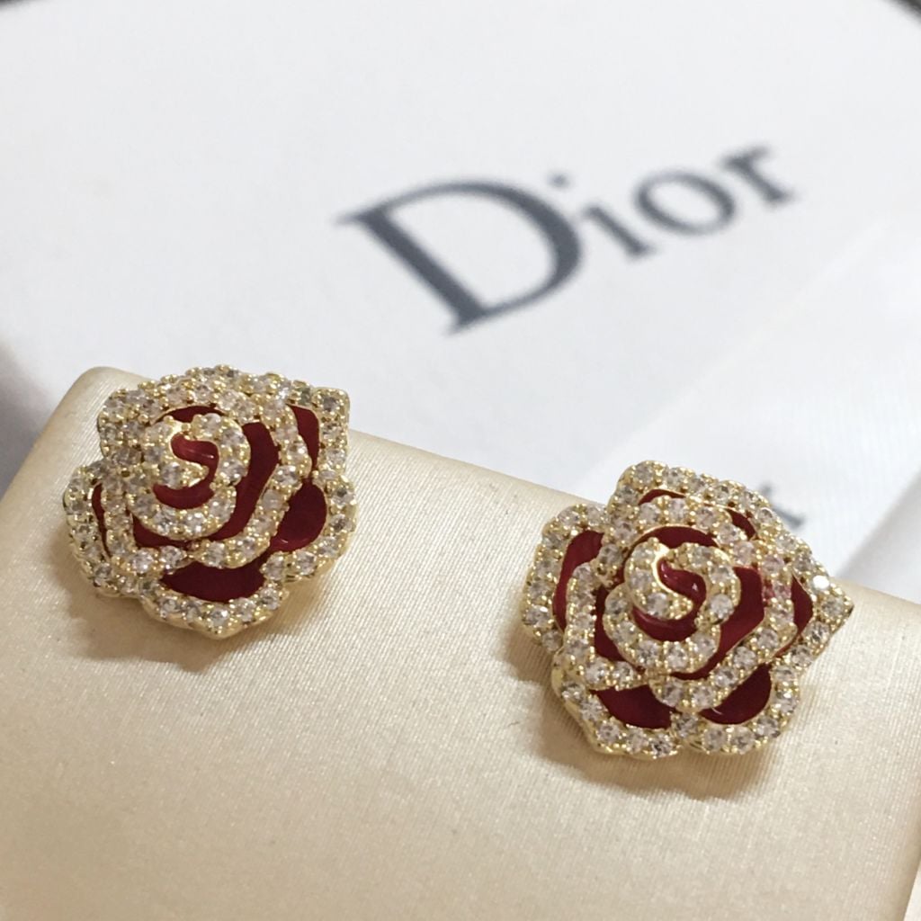  Bông Tai Hoa Hồng Đỏ Viền Vàng Pha Lê Trắng (BC) 