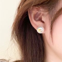  Bông Tai Celine Ngọc Trai Tinh Tế 