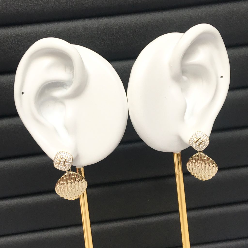  Bông Tai Hermes Màu Vàng Pha Lê Trắng Sang Trọng (AO) 