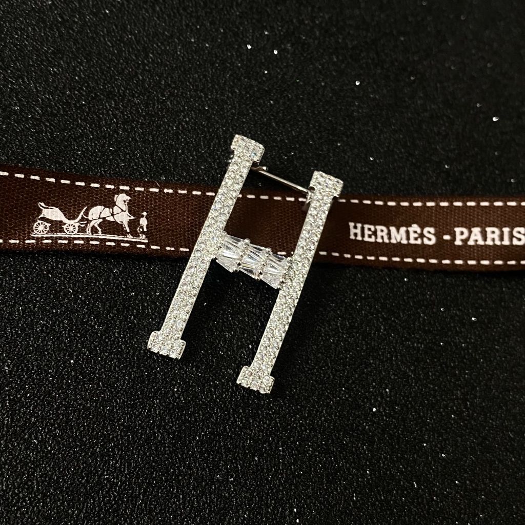  Cài Áo Hermes Màu Trắng Pha Lê (AB) 