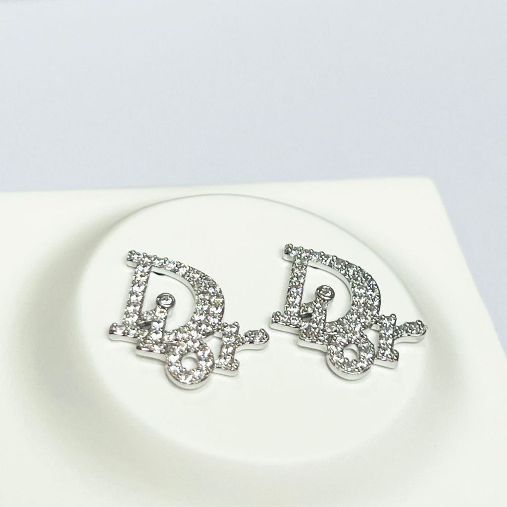  Bông Tai Dior Màu Trắng 1,5cm Pha Lê (AT) 