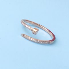  Nhẫn Titan Cao Cấp - Cây Đinh Cartier Màu Vàng Hồng Pha Lê (AI) 