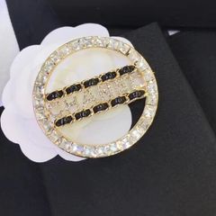  Cài Áo Nam, Nữ - Chanel Màu Vàng Bản To Pha Lê Trắng (BS) 