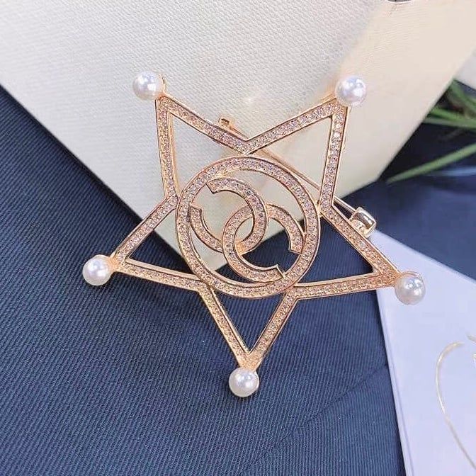  Cài Áo Nam, Nữ - Chanel Ngôi Sao Vàng Ngọc Trai & Pha Lê Trắng (BM) 