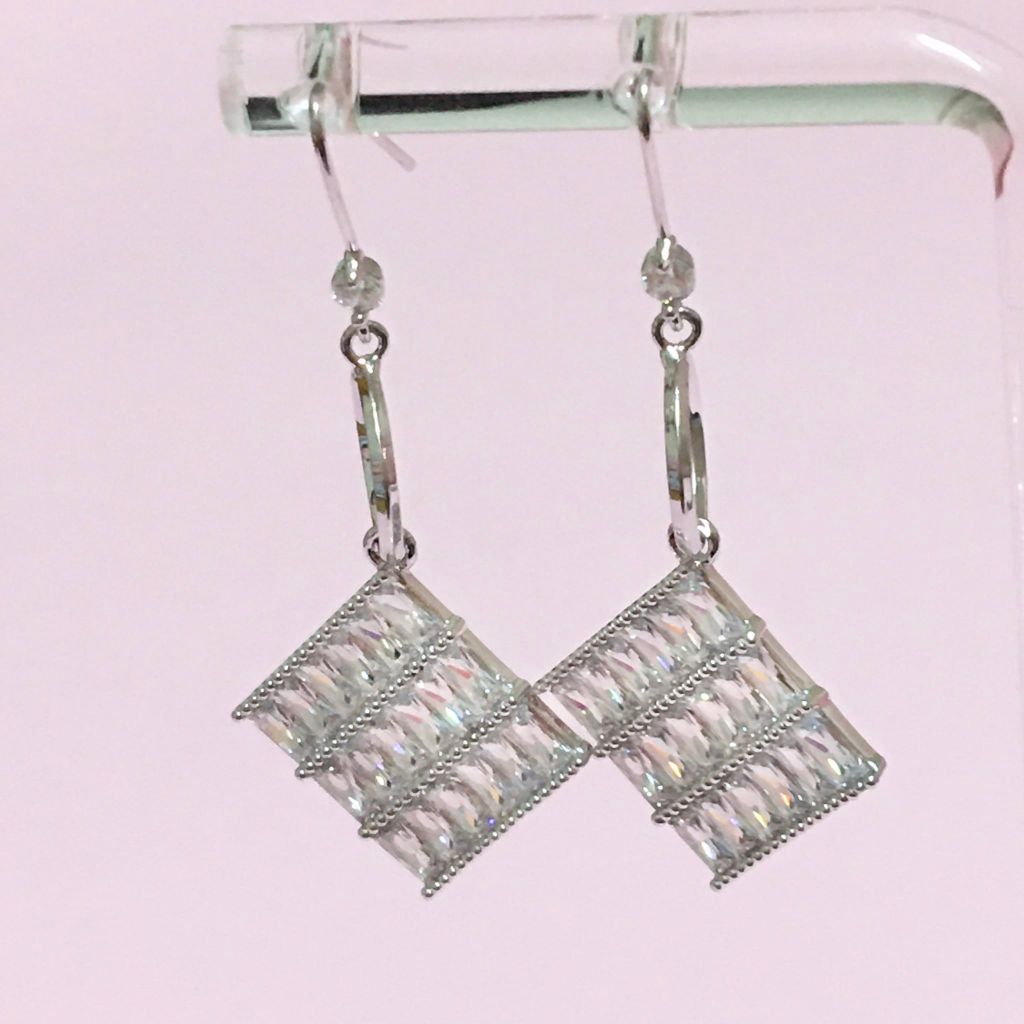  Khuyên Tai Pha Lê Vuông (AN) 