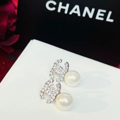  Bông Tai Chanel Màu Trắng Ngọc Trai & Pha Lê (CI) 