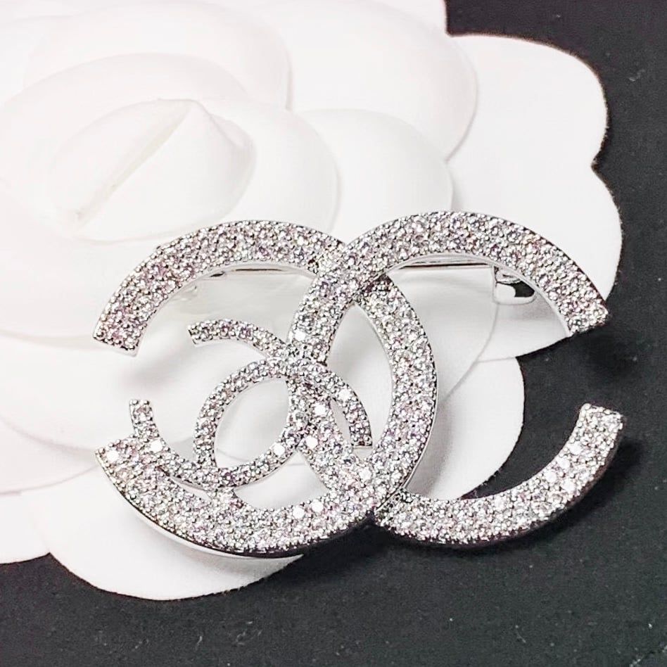  Cài Áo Nam, Nữ - Chanel Pha Lê Trắng (DD) 