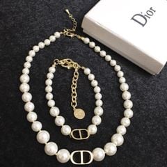  Bộ Trang Sức Dior Vàng - Vòng cổ Choker, Vòng Tay & Bông Tai Ngọc Trai, Pha Lê 2 Kiểu Đeo Quý Phái (AC) 