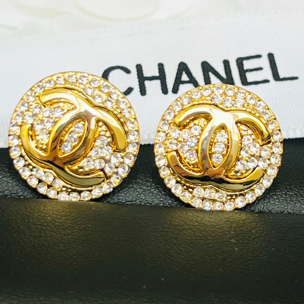  Bông Tai Chanel Bản To Màu Vàng Pha Lê Trắng (CJ) 