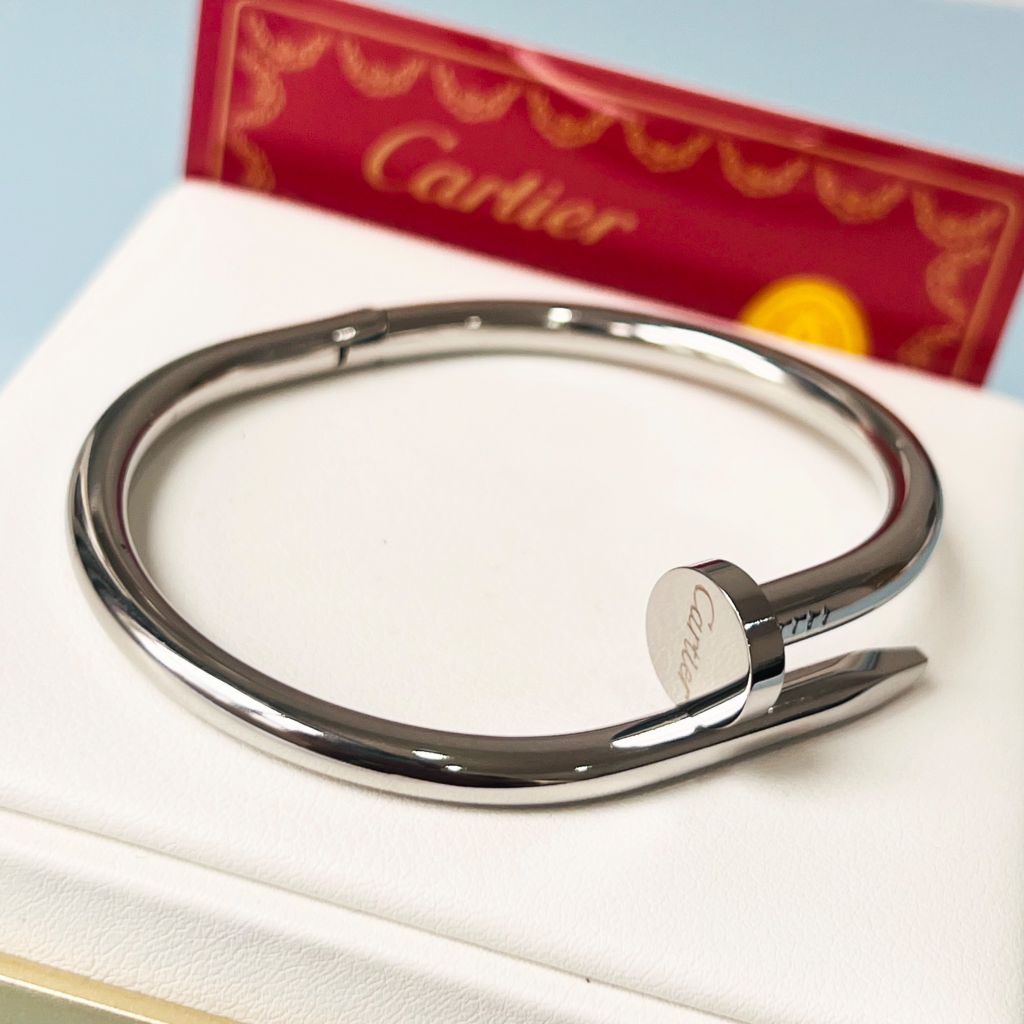  Vòng Tay Cặp Đôi Tình Yêu - Cartier Cây Đinh Màu Trắng Titan Cao Cấp (AM) 