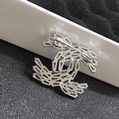  Cài Áo Nam, Nữ - Chanel Lưới Size Nhỏ Màu Trắng Pha Lê (AP) 