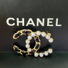  Cài Áo Chanel Màu Vàng, Đen Và Ngọc Trai Trắng (BU) 