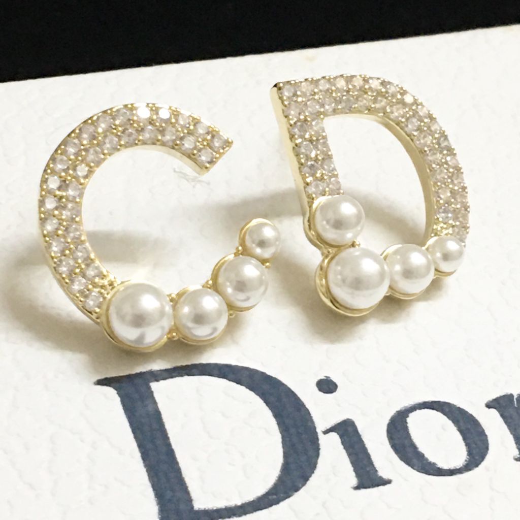  Bông Tai Dior Màu Vàng Bản To Ngọc Trai & Pha Lê Trắng (AE) 