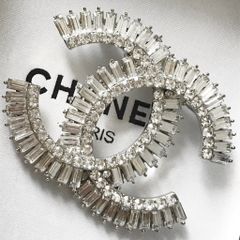  Cài Áo Nam, Nữ - Chanel Màu Trắng Bản To Pha Lê (BY) 