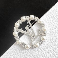  Cài Áo Nam, Nữ - LV Màu Trắng Ngọc Trai & Pha Lê (AC) 