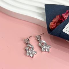  Bông Tai Cánh Hoa Pha Lê Trắng (BP) 