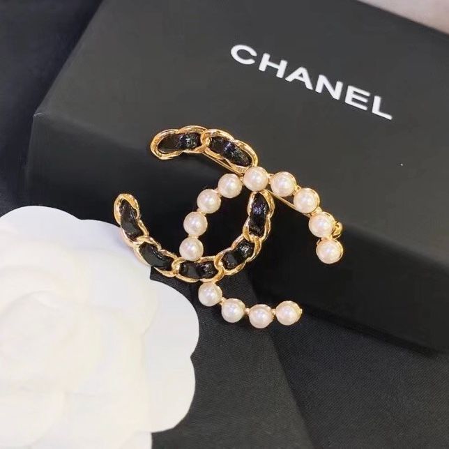  Cài Áo Chanel Màu Vàng, Đen Và Ngọc Trai Trắng (BU) 