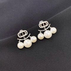  Bông Tai Dior Màu Trắng Ngọc Trai & Pha Lê (AK) 