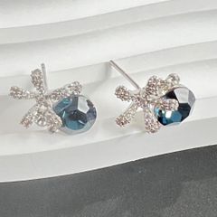  Bông Tai Cánh Hoa Pha Lê Xanh Bích & Trắng (BO) 