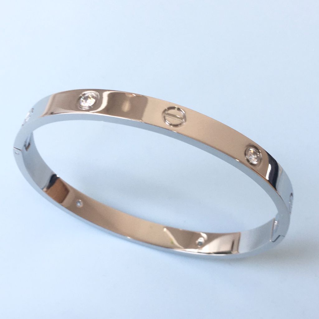  Vòng Tay Nam, Nữ TiTan Cao Cấp - Cartier Màu Trắng Pha Lê (AF) 