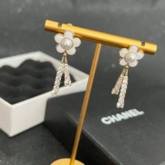  Bông Tai Hoa Trà Màu Vàng Ngọc Trai & Pha Lê Trắng (CG) 