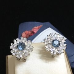  Bông Tai Cánh Hoa Pha Lê Xanh Bích & Trắng Sang Trọng (BE) 