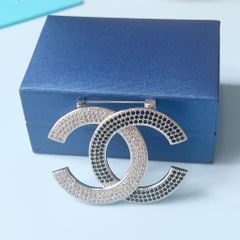  Cài Áo Nam, Nữ - Chanel Màu Trắng Pha Lê Đen & Trắng (CX) 