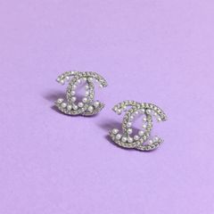  Bông Tai Chanel Màu Trắng Ngọc Trai & Pha Lê (AY) 