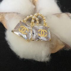  Bông Tai Chanel Túi Xách Bản To Màu Vàng Pha Lê Trắng & Ngọc Trai (BU) 