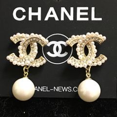  Bông Tai Chanel Màu Vàng Ngọc Trai & Pha Lê Trắng (BJ) 