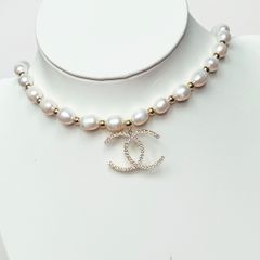  Vòng Cổ Choker Chanel Màu Vàng Chuỗi Ngọc Trai Thiên Nhiên & Pha Lê Trắng Sang Trọng 