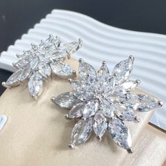  Bông Tai Hoa Hướng Dương Bản To Pha Lê Trắng Sang Trọng (BM) 