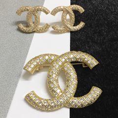  Bộ Trang Sức Chanel Vàng - Cài Áo & Bông Tai Pha Lê Trắng (AF) 