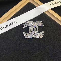  Cài Áo Nam, Nữ - Chanel Lưới Size To Màu Trắng Pha Lê (AJ) 