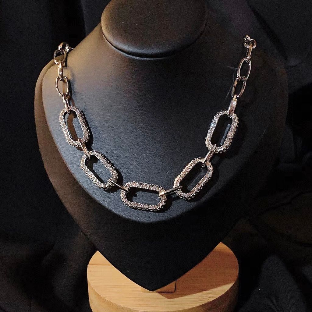  Dây Chuyền Ngắn - Choker APM Pha Lê Trắng Phong Cách Cá Tính 