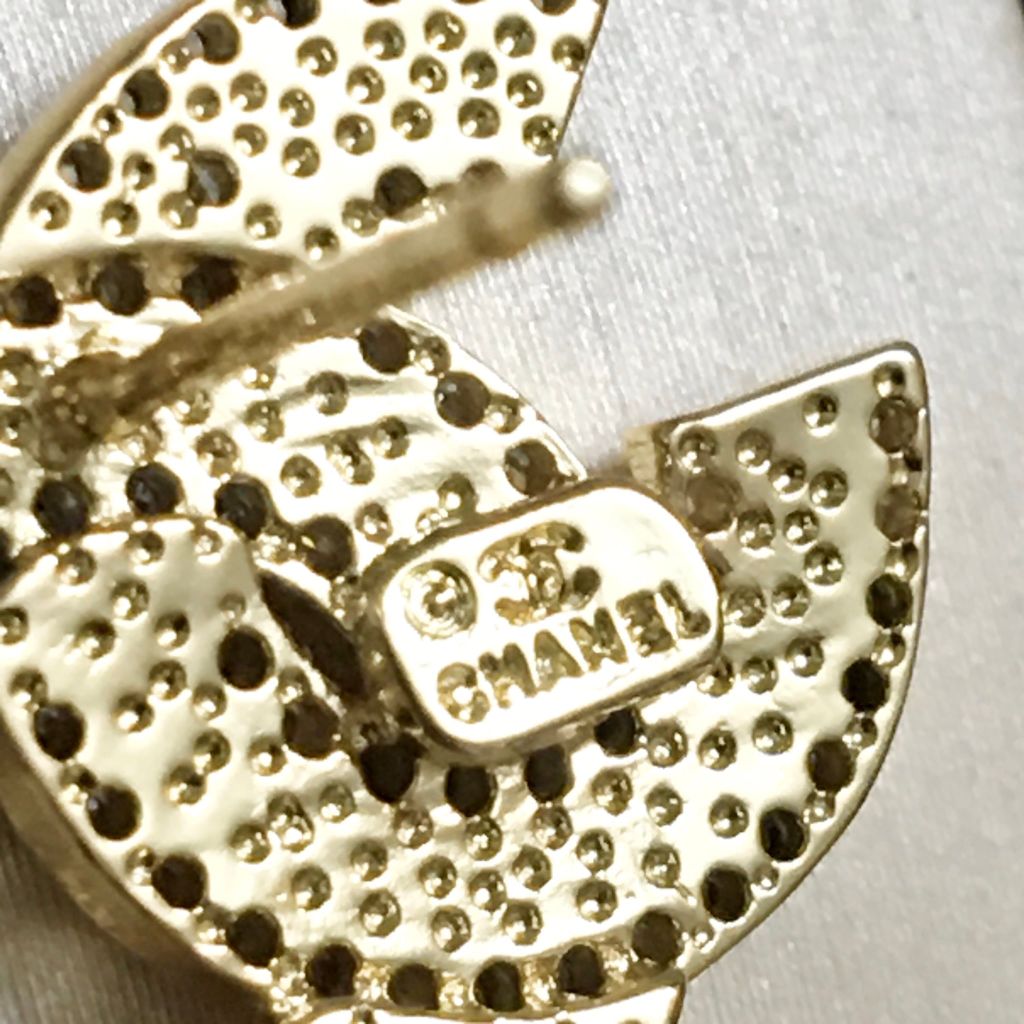  Bông Tai Chanel Màu Vàng Ngọc Trai & Pha Lê (AG) 