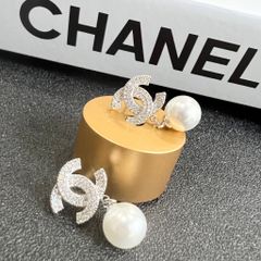  Bông Tai Chanel Màu Trắng Ngọc Trai & Pha Lê (CG) 