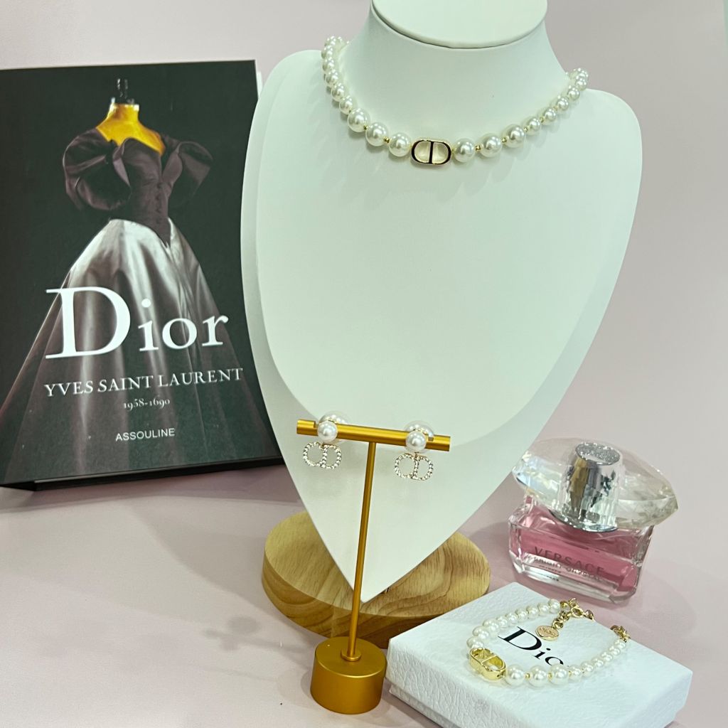  Bộ Trang Sức Dior Vàng - Vòng cổ Choker, Vòng Tay & Bông Tai Ngọc Trai, Pha Lê 2 Kiểu Đeo Quý Phái (AC) 
