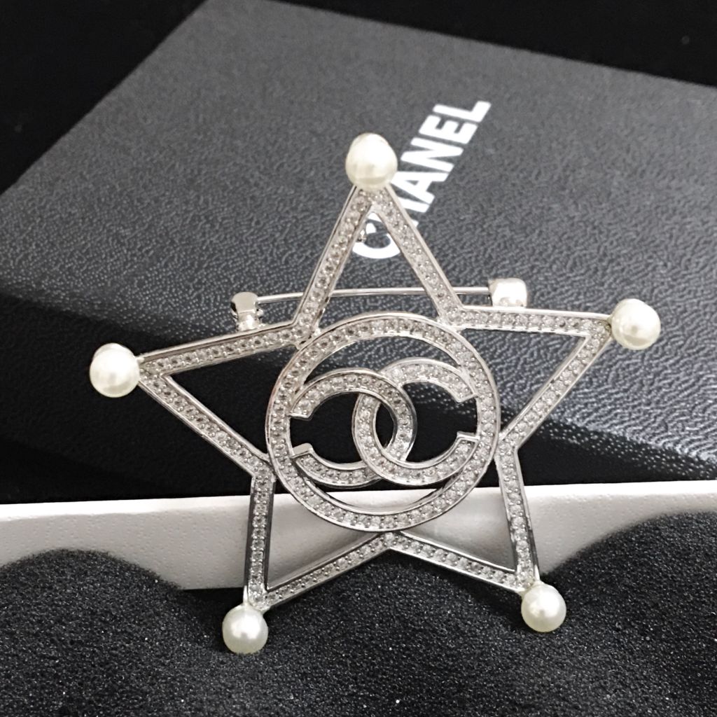  Cài Áo Nam, Nữ - Chanel Ngôi Sao Trắng Ngọc Trai & Pha Lê (BN) 
