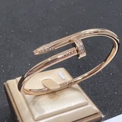  Vòng Tay Cặp Đôi Tình Yêu - Cartier Cây Đinh Màu Vàng Hồng Titan Cao Cấp Pha Lê (AC) 