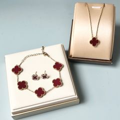  Bộ Trang Sức Cỏ 4 Lá May Mắn - Dây Chuyền, Vòng Tay & Bông Tai Màu Đỏ Pha Lê Trắng (AM) 